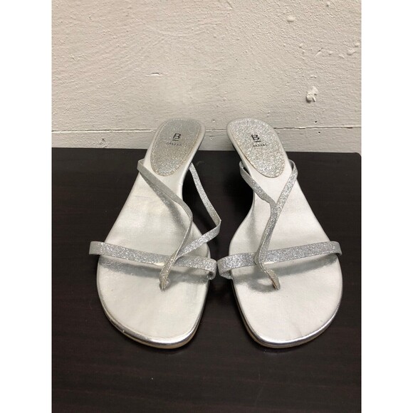 Bakers women Silver Strap low Heels Sandals- man made materials - size US 10B - Picture 2 of 12
